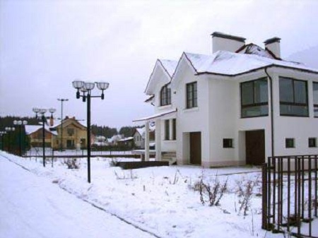 Женя Феофилактова и Антон Гусев переехали на Рублевку!