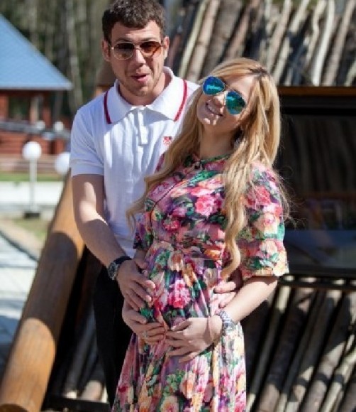 http://www.schlock.ru/wp-content/uploads/2014/06/BxiF3F_F65w-502x580.jpg