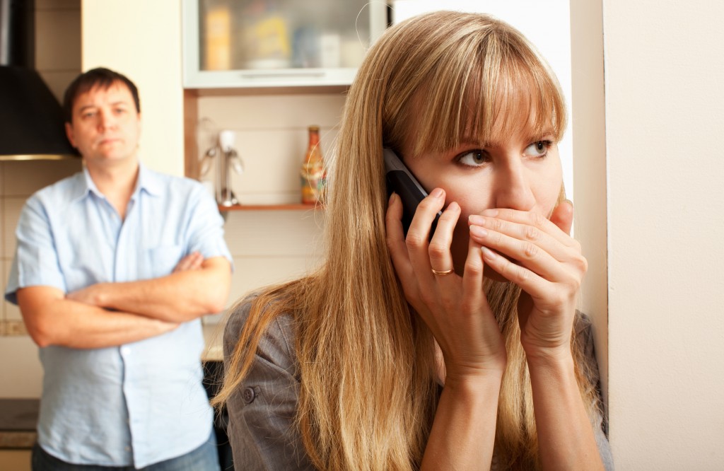 Почему жены изменяют своим мужьям? Причины неверности супруги