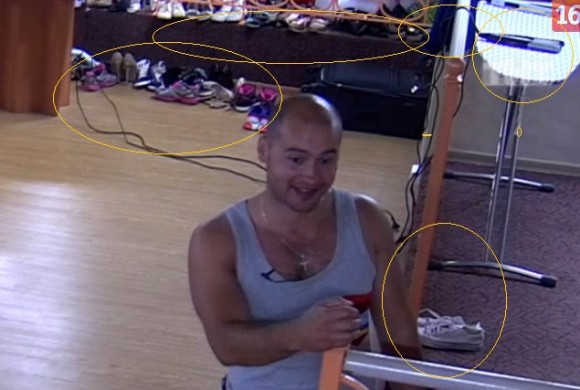 http://www.schlock.ru/wp-content/uploads/2014/07/X272YZ0ToM4-580x390.jpg