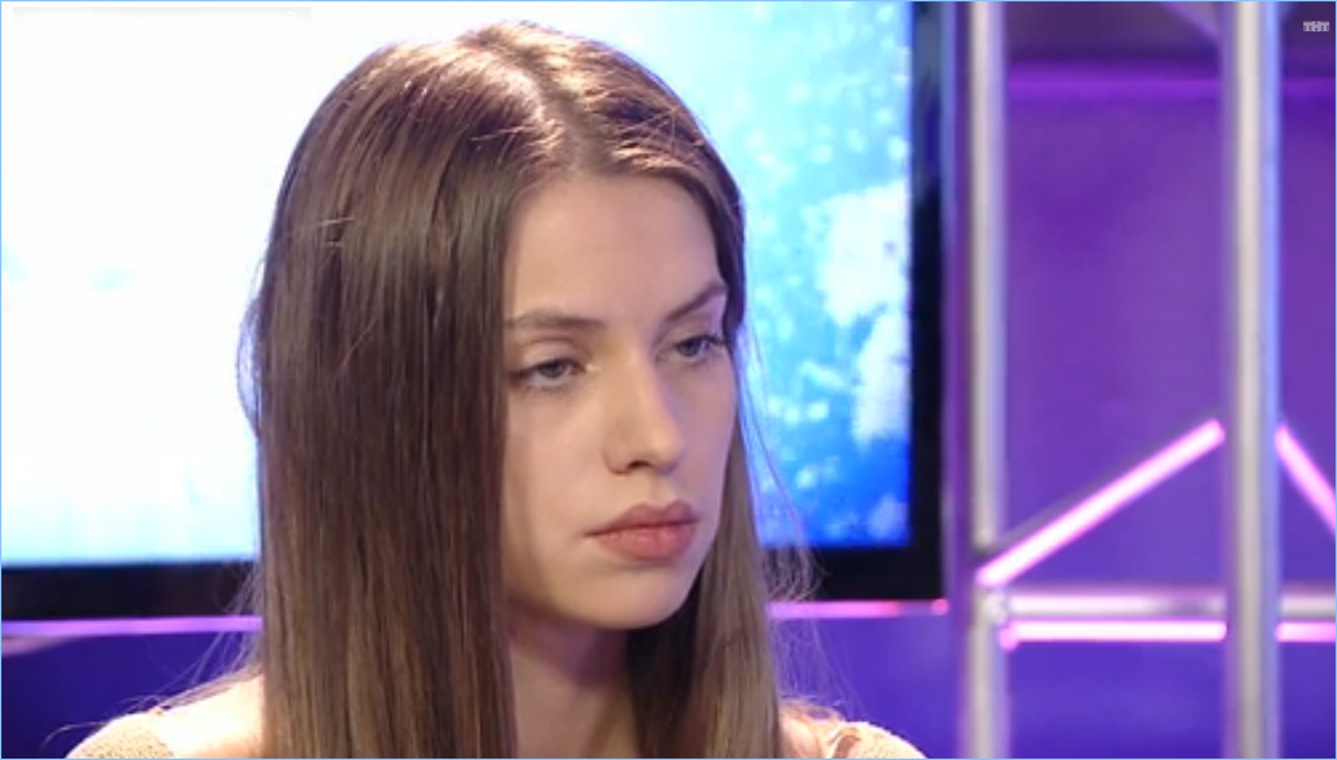 между сашей. между сашей. она сказала, он сказал фильм 2019. между сашей. фильм сашино дело.